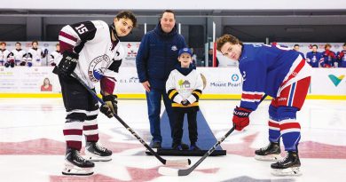 Junior Blades’ Minor Hockey Night draws a crowd