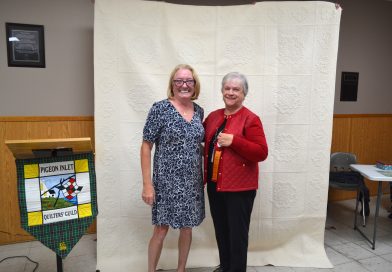Former quilters’ guild president receives viewer’s choice award