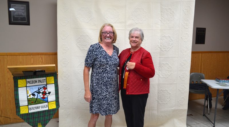 Former quilters’ guild president receives viewer’s choice award